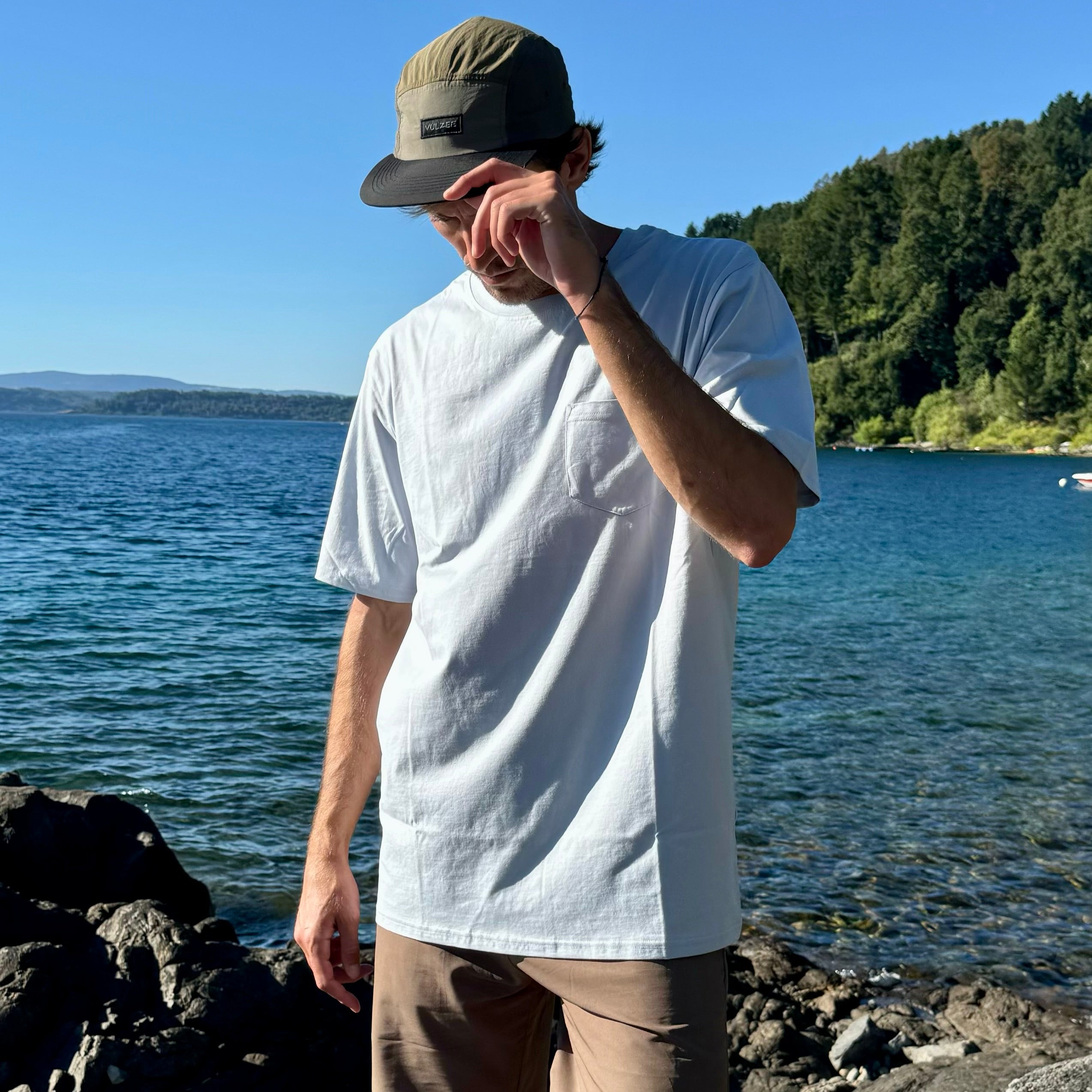 POLERA MC PLAIN POCKET CELESTE