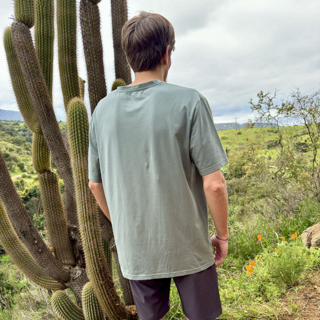 POLERA MC PLAIN POCKET VERDE